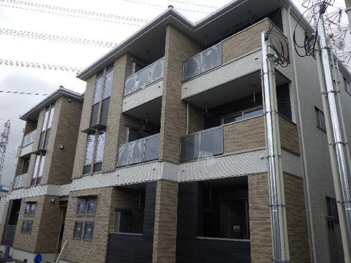 物件外観写真1　(外観写真)