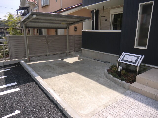 物件外観写真3　(駐輪場)