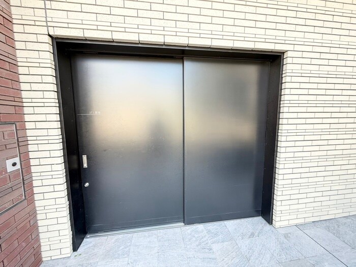 物件外観写真6　(建物設備)