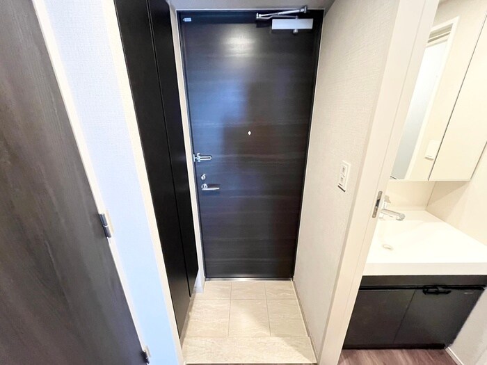 物件内観写真19　(玄関)