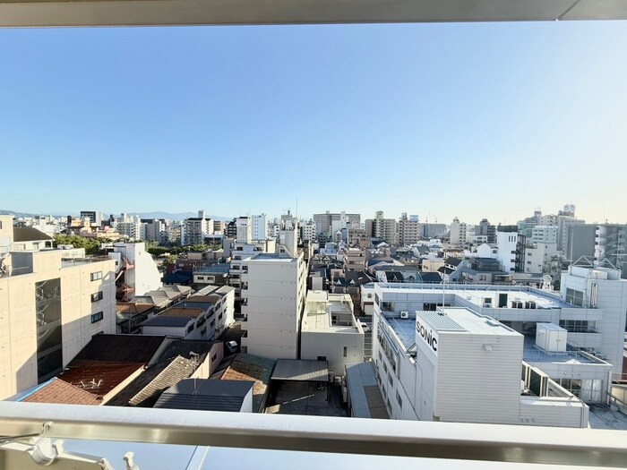 物件内観写真22　(室内からの展望)