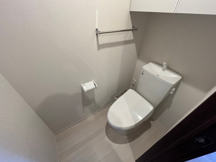 物件内観写真10　(トイレ)