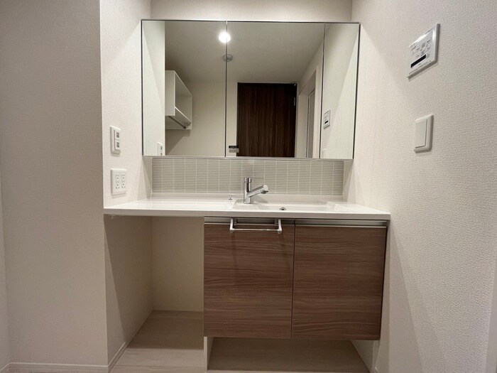 物件内観写真17　(洗面)