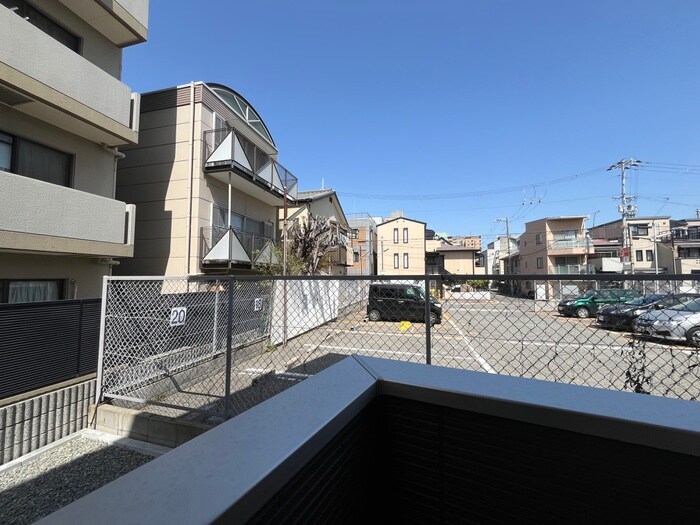 物件内観写真19　(室内からの展望)