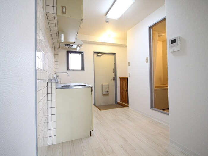 物件内観写真10　(居室)