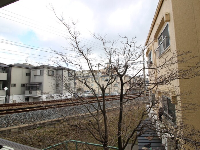 物件内観写真19　(室内からの展望)