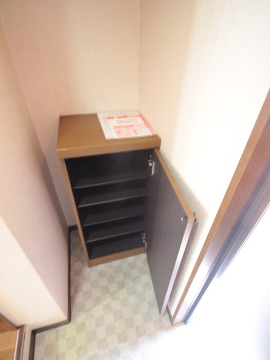 物件内観写真8　(靴箱)