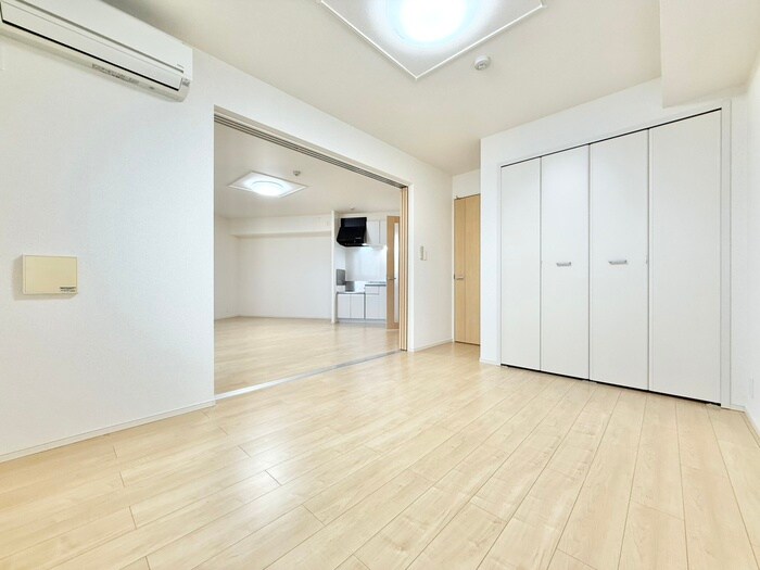 物件内観写真10　(居室)