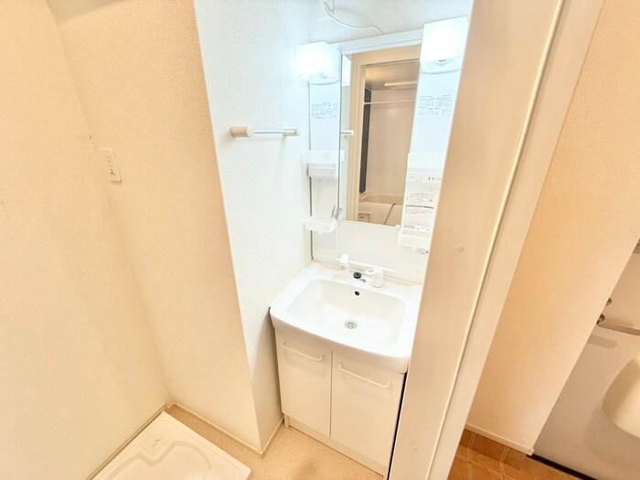 物件内観写真13　(洗面)