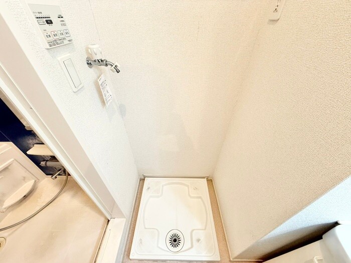 物件内観写真19　(洗濯機置場)