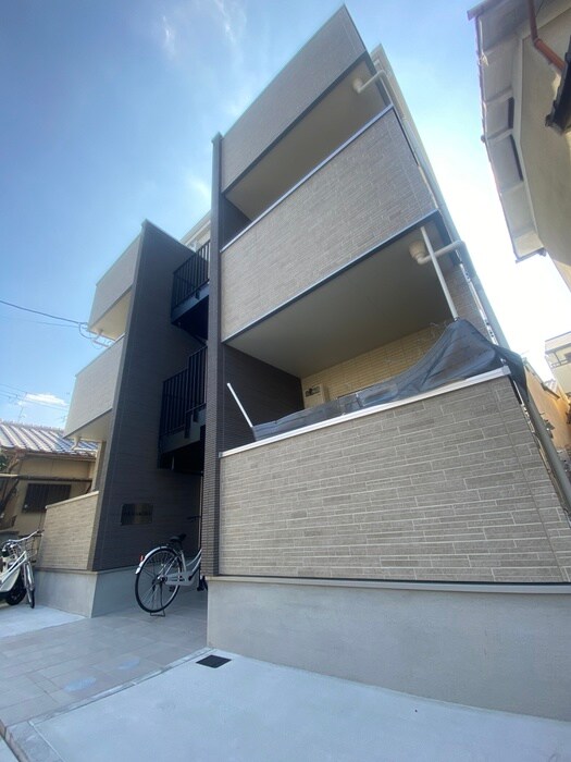 物件外観写真1　(外観写真)