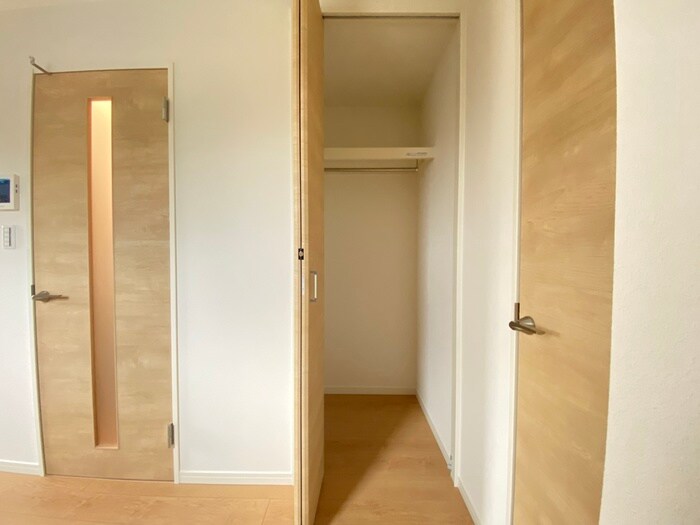 物件内観写真16　(収納)