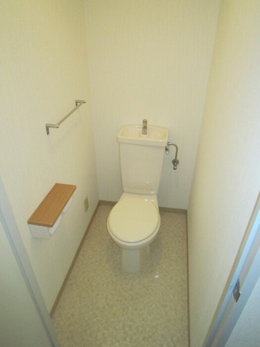 物件内観写真7　(トイレ)