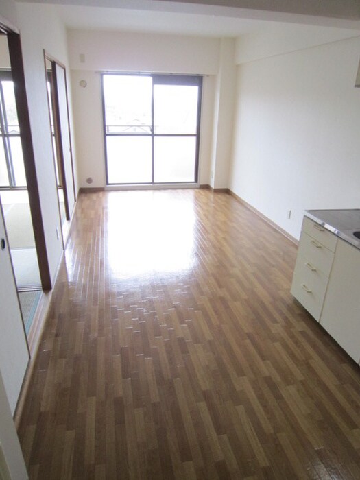 物件内観写真9　(居室)