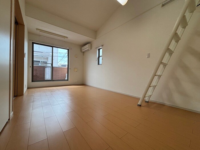 物件内観写真7　(居室)