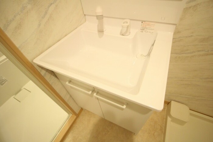 物件内観写真13　(洗面)