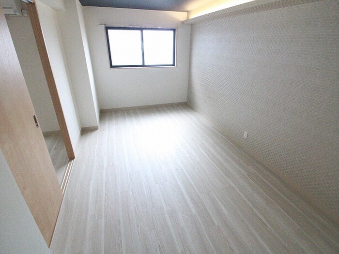 物件内観写真16　(居室)