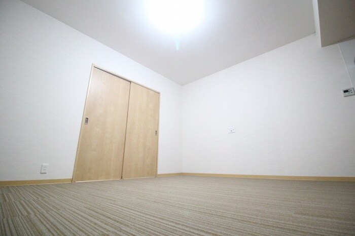 物件内観写真18　(居室)