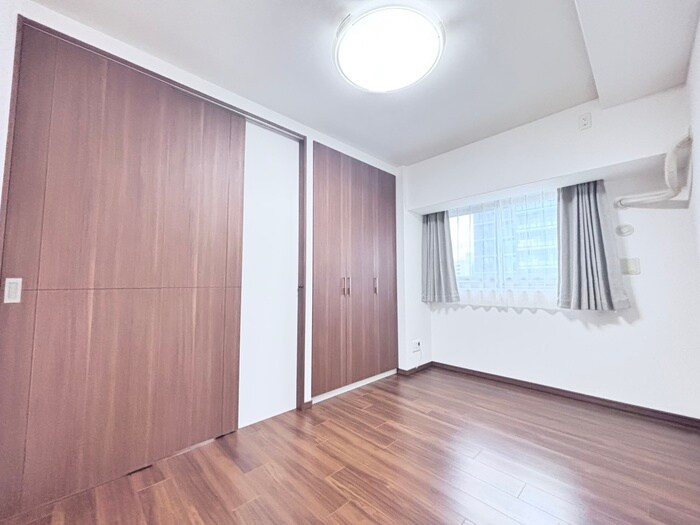 物件内観写真3　(居室)