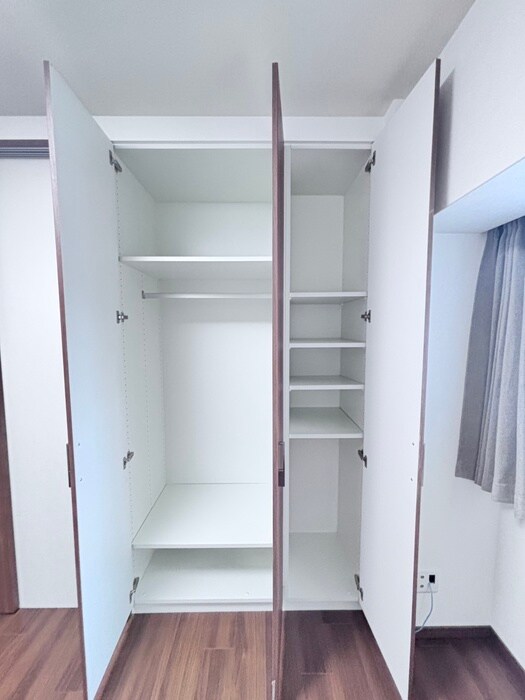 物件内観写真13　(収納)