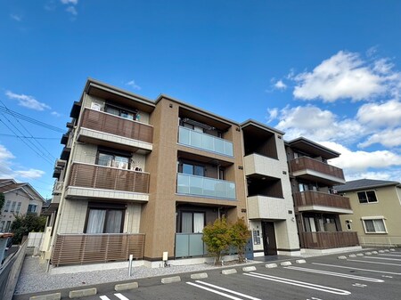 Eminence外観写真