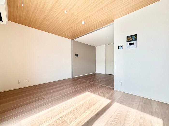 物件内観写真18　(居室)