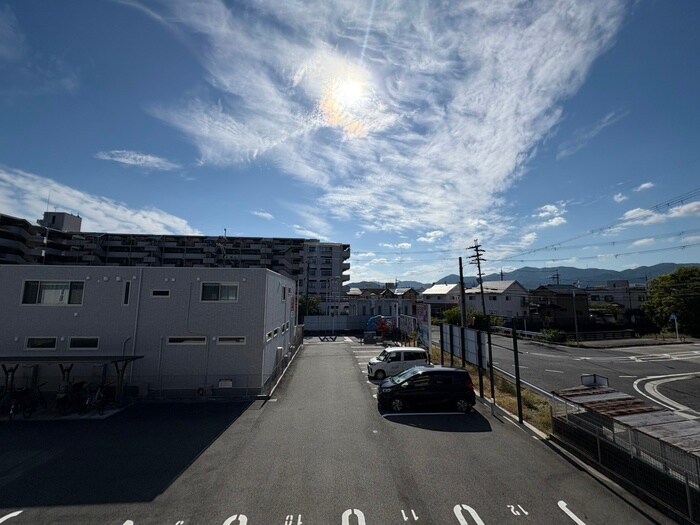 物件内観写真20　(室内からの展望)