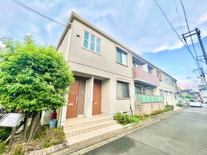 グリーンヒルズ東裏外観写真