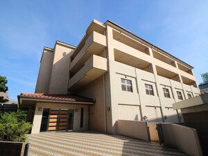 ヴィラ　ウノカ（３Ｆ・４Ｆ）外観写真