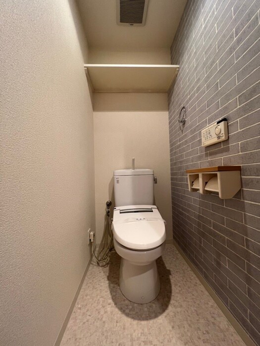 物件内観写真12　(トイレ)