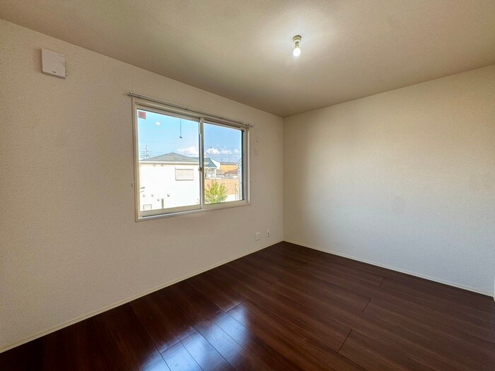 物件内観写真9　(居室)