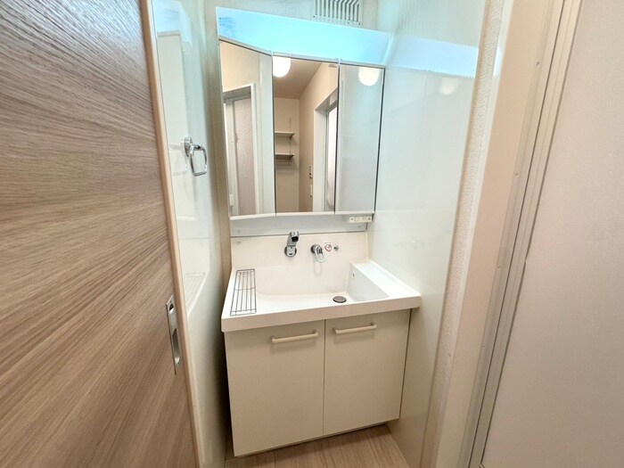 物件内観写真13　(洗面)