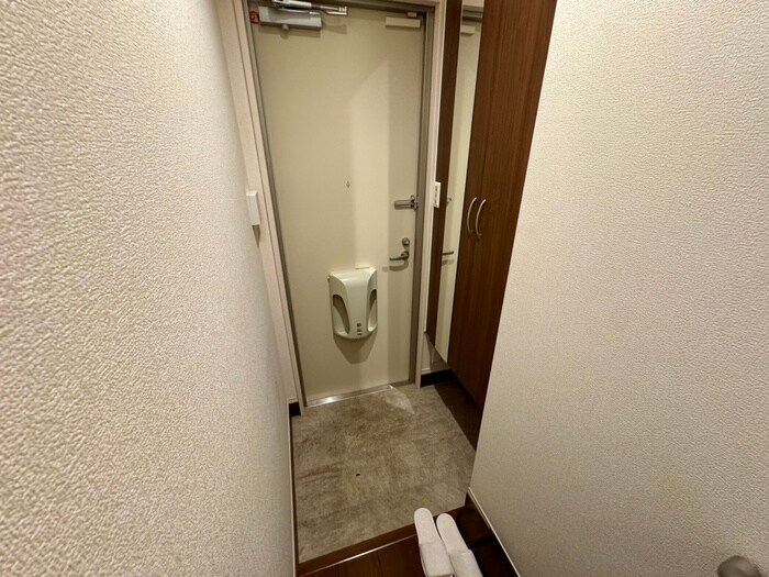 物件内観写真15　(玄関)