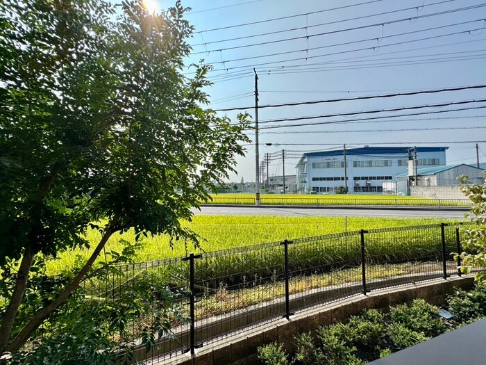 物件内観写真22　(室内からの展望)