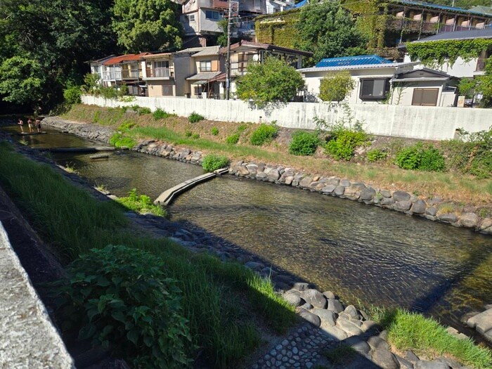 物件外観写真4　(周辺環境)