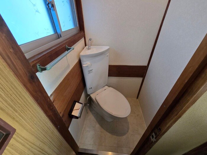 物件内観写真14　(トイレ)
