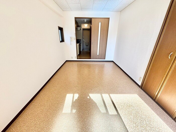 物件内観写真14　(居室)