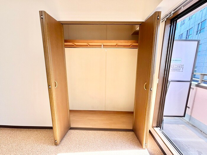 物件内観写真18　(収納)