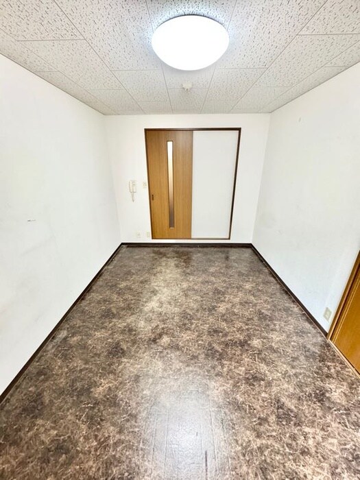 物件内観写真18　(居室)