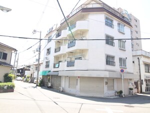 コーポいづみ外観写真