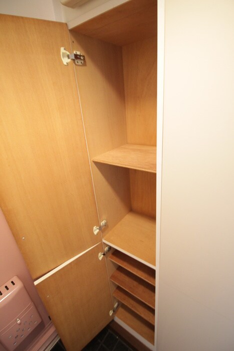 物件内観写真14　(靴箱)