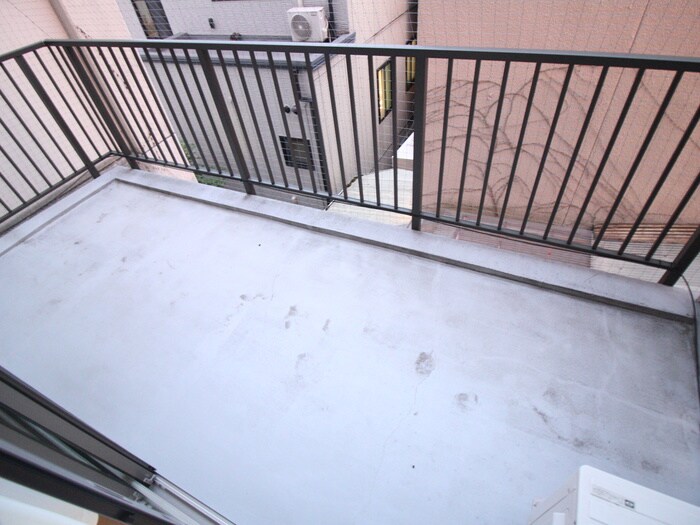 物件内観写真13　(ベランダ・バルコニー)