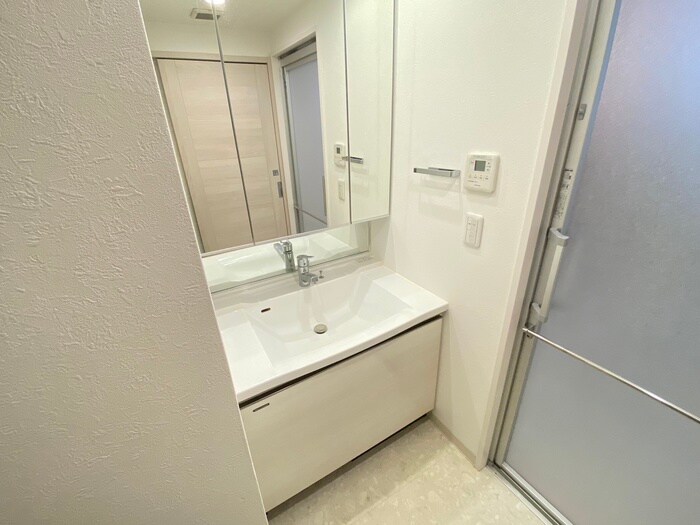 物件内観写真13　(洗面)