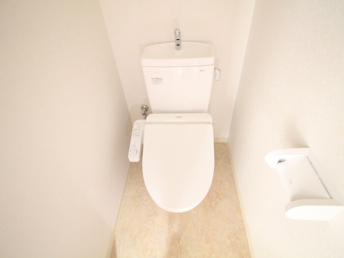 物件内観写真9　(トイレ)