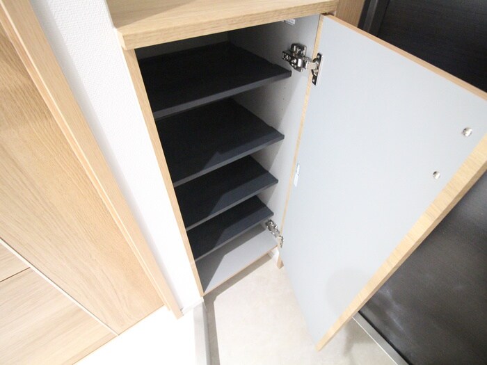 物件内観写真19　(靴箱)