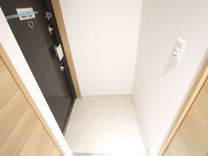 物件内観写真20　(玄関)