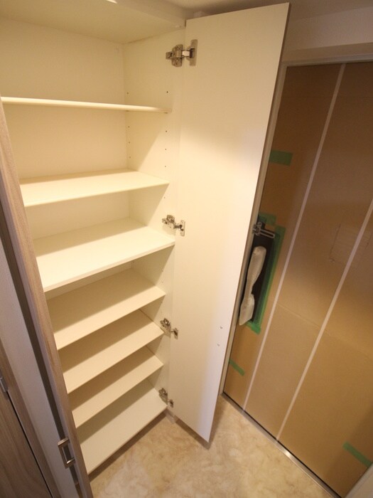 物件内観写真8　(靴箱)