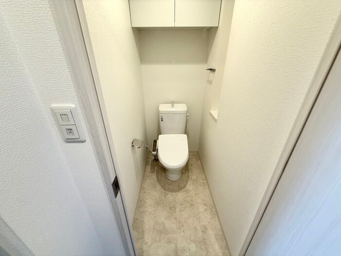 物件内観写真8　(トイレ)