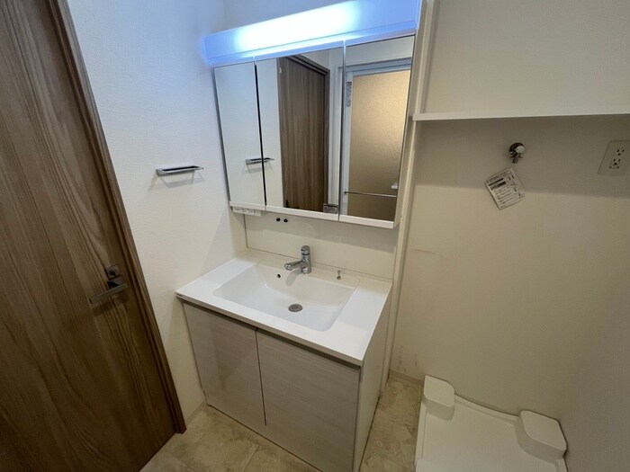 物件内観写真9　(洗面)