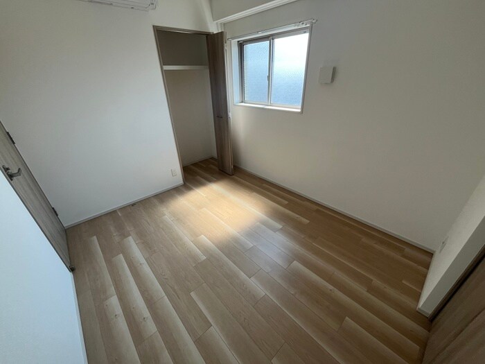 物件内観写真12　(居室)